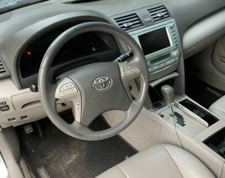 Синий Тойота Камри, объемом двигателя 2.4 л и пробегом 310 тыс. км за 9500 $, фото 14 на Automoto.ua