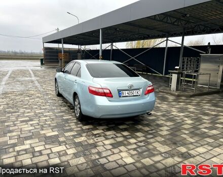 Синий Тойота Камри, объемом двигателя 2.4 л и пробегом 189 тыс. км за 8500 $, фото 1 на Automoto.ua