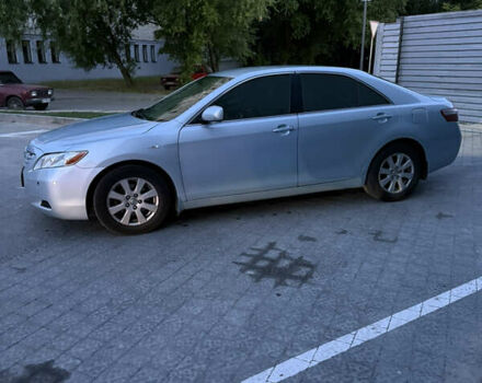 Синій Тойота Камрі, об'ємом двигуна 2.4 л та пробігом 240 тис. км за 8500 $, фото 2 на Automoto.ua