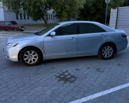 Синій Тойота Камрі, об'ємом двигуна 2.4 л та пробігом 240 тис. км за 8500 $, фото 3 на Automoto.ua