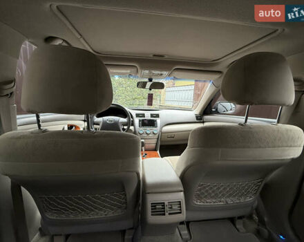 Синий Тойота Камри, объемом двигателя 2.4 л и пробегом 106 тыс. км за 9999 $, фото 35 на Automoto.ua