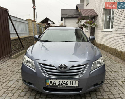 Синий Тойота Камри, объемом двигателя 2.4 л и пробегом 106 тыс. км за 9999 $, фото 4 на Automoto.ua