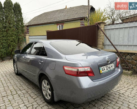 Синий Тойота Камри, объемом двигателя 2.4 л и пробегом 106 тыс. км за 9999 $, фото 16 на Automoto.ua