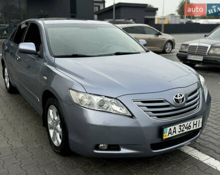 Синій Тойота Камрі, об'ємом двигуна 2.4 л та пробігом 106 тис. км за 9300 $, фото 5 на Automoto.ua