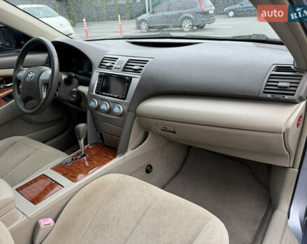 Синій Тойота Камрі, об'ємом двигуна 2.4 л та пробігом 106 тис. км за 9300 $, фото 35 на Automoto.ua