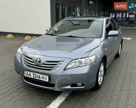 Синій Тойота Камрі, об'ємом двигуна 2.4 л та пробігом 106 тис. км за 9300 $, фото 2 на Automoto.ua
