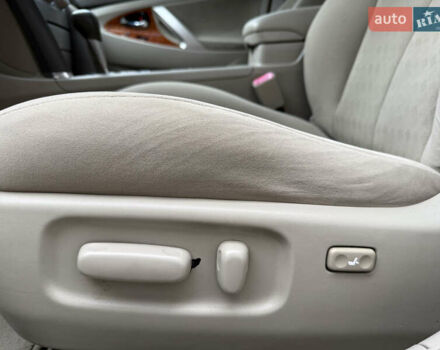 Синий Тойота Камри, объемом двигателя 2.4 л и пробегом 106 тыс. км за 9999 $, фото 25 на Automoto.ua