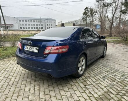 Синий Тойота Камри, объемом двигателя 2.4 л и пробегом 250 тыс. км за 7000 $, фото 2 на Automoto.ua