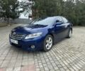 Синий Тойота Камри, объемом двигателя 2.4 л и пробегом 250 тыс. км за 7000 $, фото 1 на Automoto.ua