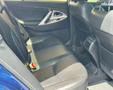 Синий Тойота Камри, объемом двигателя 2.5 л и пробегом 180 тыс. км за 10490 $, фото 14 на Automoto.ua