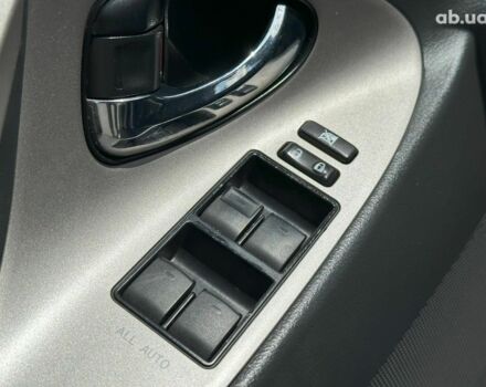 Синий Тойота Камри, объемом двигателя 2.5 л и пробегом 180 тыс. км за 10490 $, фото 10 на Automoto.ua