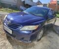 Синий Тойота Камри, объемом двигателя 2.49 л и пробегом 352 тыс. км за 8000 $, фото 1 на Automoto.ua