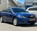 Синий Тойота Камри, объемом двигателя 2.5 л и пробегом 180 тыс. км за 10490 $, фото 2 на Automoto.ua