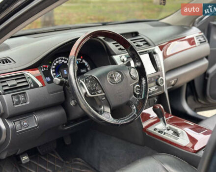 Синій Тойота Камрі, об'ємом двигуна 2.5 л та пробігом 183 тис. км за 11700 $, фото 12 на Automoto.ua