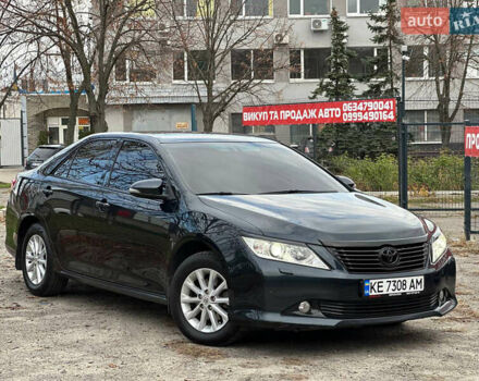 Синій Тойота Камрі, об'ємом двигуна 2.5 л та пробігом 183 тис. км за 11700 $, фото 1 на Automoto.ua