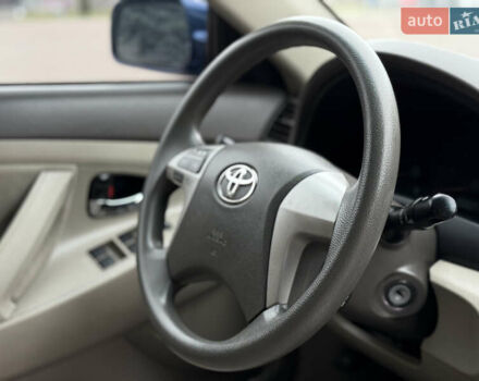 Синій Тойота Камрі, об'ємом двигуна 2.5 л та пробігом 205 тис. км за 8800 $, фото 34 на Automoto.ua