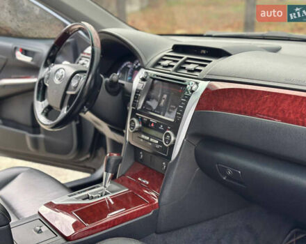 Синій Тойота Камрі, об'ємом двигуна 2.5 л та пробігом 183 тис. км за 11700 $, фото 26 на Automoto.ua