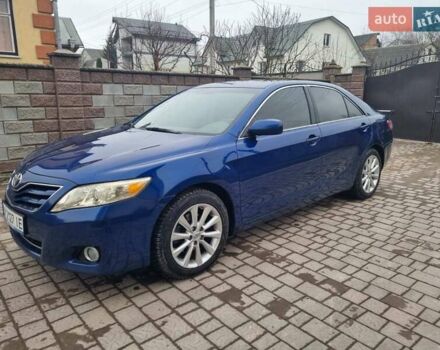 Синій Тойота Камрі, об'ємом двигуна 2.5 л та пробігом 232 тис. км за 9200 $, фото 2 на Automoto.ua