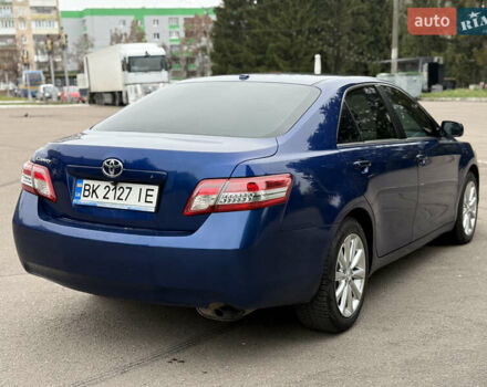 Синій Тойота Камрі, об'ємом двигуна 2.5 л та пробігом 205 тис. км за 8800 $, фото 25 на Automoto.ua