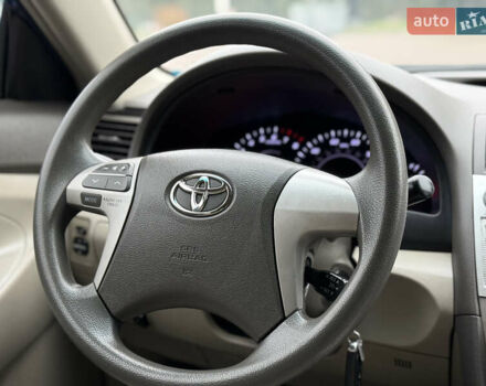 Синій Тойота Камрі, об'ємом двигуна 2.5 л та пробігом 205 тис. км за 8800 $, фото 36 на Automoto.ua