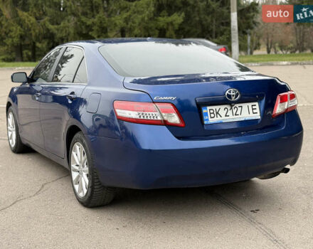 Синій Тойота Камрі, об'ємом двигуна 2.5 л та пробігом 205 тис. км за 8800 $, фото 11 на Automoto.ua