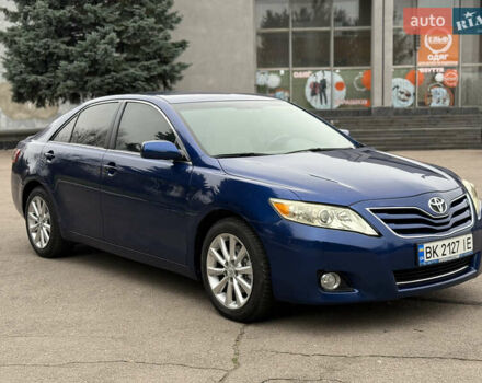 Синій Тойота Камрі, об'ємом двигуна 2.5 л та пробігом 205 тис. км за 8800 $, фото 15 на Automoto.ua