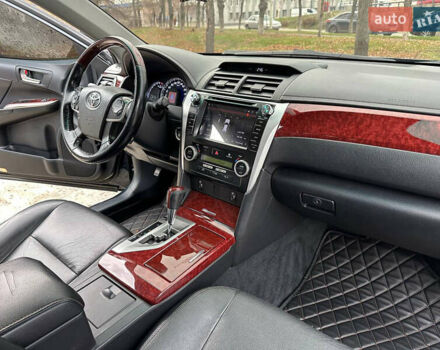 Синій Тойота Камрі, об'ємом двигуна 2.5 л та пробігом 183 тис. км за 11700 $, фото 28 на Automoto.ua