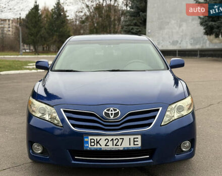 Синій Тойота Камрі, об'ємом двигуна 2.5 л та пробігом 205 тис. км за 8800 $, фото 19 на Automoto.ua