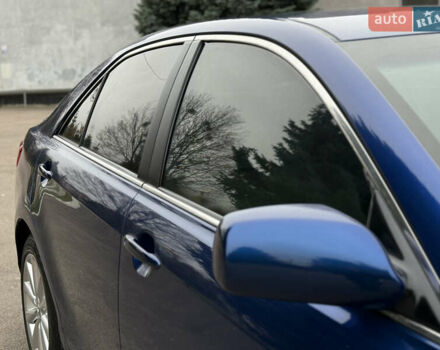 Синій Тойота Камрі, об'ємом двигуна 2.5 л та пробігом 205 тис. км за 8800 $, фото 22 на Automoto.ua