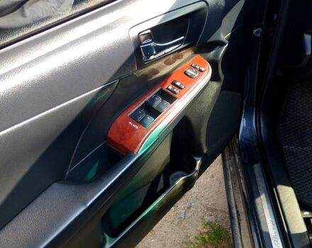 Синій Тойота Камрі, об'ємом двигуна 2.5 л та пробігом 285 тис. км за 9800 $, фото 3 на Automoto.ua