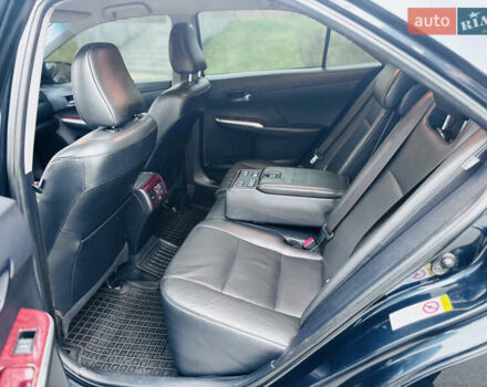 Синій Тойота Камрі, об'ємом двигуна 2.5 л та пробігом 239 тис. км за 14500 $, фото 16 на Automoto.ua