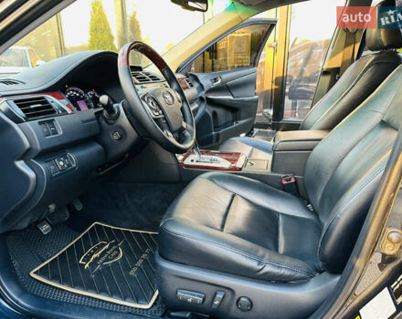 Синій Тойота Камрі, об'ємом двигуна 2.49 л та пробігом 231 тис. км за 12700 $, фото 12 на Automoto.ua