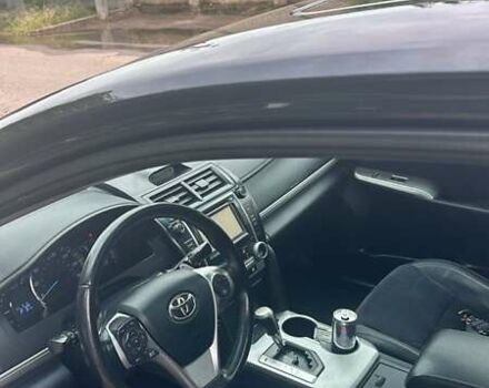 Синий Тойота Камри, объемом двигателя 2.49 л и пробегом 162 тыс. км за 11200 $, фото 4 на Automoto.ua