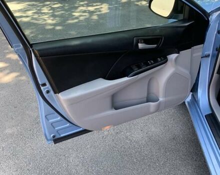 Синій Тойота Камрі, об'ємом двигуна 2.5 л та пробігом 137 тис. км за 14000 $, фото 9 на Automoto.ua