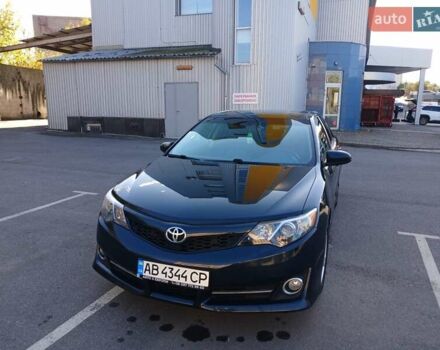 Синий Тойота Камри, объемом двигателя 2.5 л и пробегом 169 тыс. км за 11500 $, фото 13 на Automoto.ua