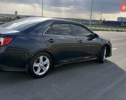 Синий Тойота Камри, объемом двигателя 2.5 л и пробегом 225 тыс. км за 11900 $, фото 7 на Automoto.ua