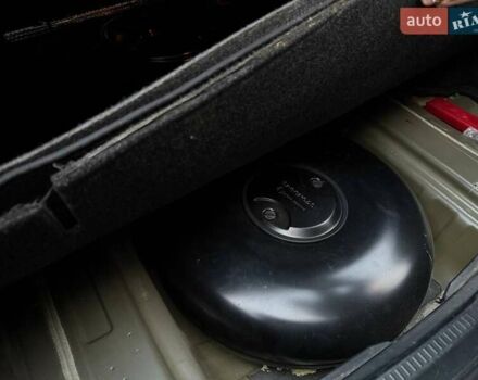 Синий Тойота Камри, объемом двигателя 2.49 л и пробегом 247 тыс. км за 14000 $, фото 26 на Automoto.ua