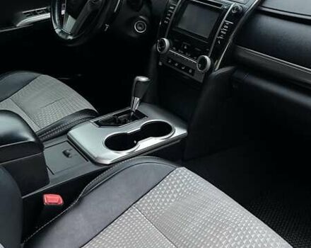 Синий Тойота Камри, объемом двигателя 2.49 л и пробегом 247 тыс. км за 14000 $, фото 16 на Automoto.ua