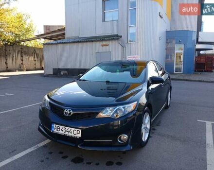 Синий Тойота Камри, объемом двигателя 2.5 л и пробегом 169 тыс. км за 11500 $, фото 2 на Automoto.ua