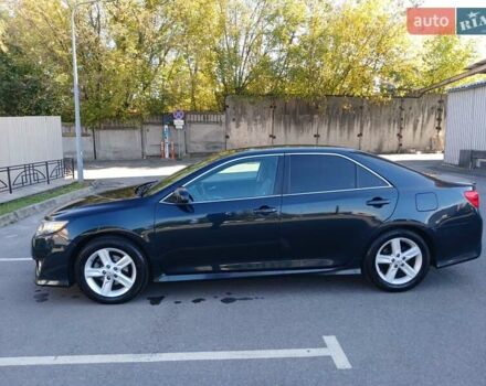 Синий Тойота Камри, объемом двигателя 2.5 л и пробегом 169 тыс. км за 11500 $, фото 42 на Automoto.ua