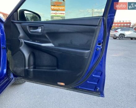 Синий Тойота Камри, объемом двигателя 2.5 л и пробегом 238 тыс. км за 13200 $, фото 15 на Automoto.ua