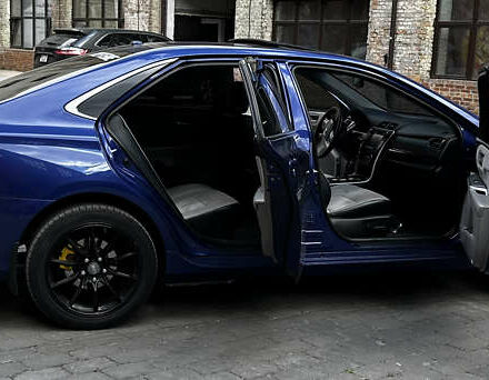 Синий Тойота Камри, объемом двигателя 3.5 л и пробегом 184 тыс. км за 13500 $, фото 13 на Automoto.ua