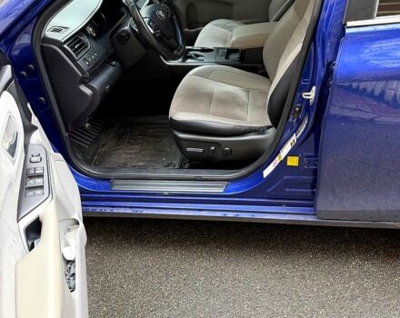 Синий Тойота Камри, объемом двигателя 3.5 л и пробегом 219 тыс. км за 15000 $, фото 1 на Automoto.ua