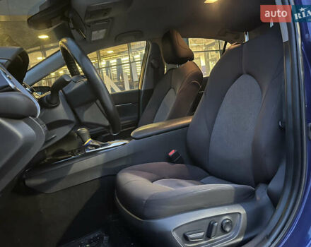 Синий Тойота Камри, объемом двигателя 2.5 л и пробегом 127 тыс. км за 16990 $, фото 6 на Automoto.ua