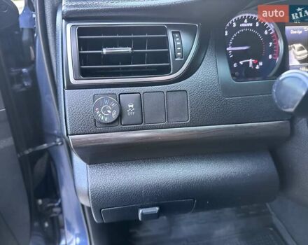 Синий Тойота Камри, объемом двигателя 2.5 л и пробегом 170 тыс. км за 12900 $, фото 29 на Automoto.ua