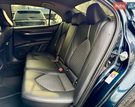 Синий Тойота Камри, объемом двигателя 2.49 л и пробегом 174 тыс. км за 18000 $, фото 8 на Automoto.ua