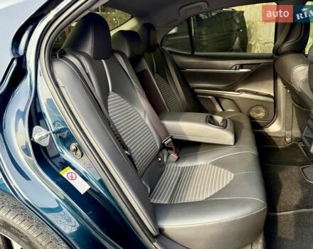 Синий Тойота Камри, объемом двигателя 2.49 л и пробегом 174 тыс. км за 18000 $, фото 9 на Automoto.ua