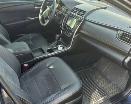 Синий Тойота Камри, объемом двигателя 2.5 л и пробегом 86 тыс. км за 14400 $, фото 2 на Automoto.ua
