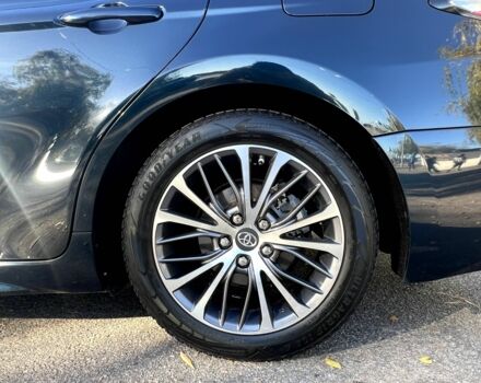 Синій Тойота Камрі, об'ємом двигуна 2.5 л та пробігом 124 тис. км за 23300 $, фото 5 на Automoto.ua