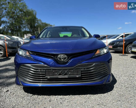 Синий Тойота Камри, объемом двигателя 2.5 л и пробегом 200 тыс. км за 17000 $, фото 4 на Automoto.ua